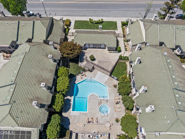 9540 Telegraph Road, Ventura CA: https://media.crmls.org/mediaz/4f110655-a9b5-41a9-bf24-58e03b6b87d5.jpg