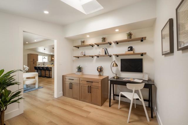 Detail Gallery Image 29 of 41 For 2434 Moonstone Dr, San Diego,  CA 92123 - 4 Beds | 3 Baths