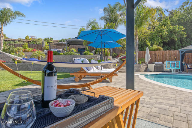 1233 Calle Olmo, Thousand Oaks CA: https://media.crmls.org/mediaz/4f11d112-2192-4556-9a1d-985141d21a2b.jpg