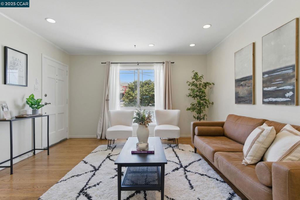 71 Gladstone Drive