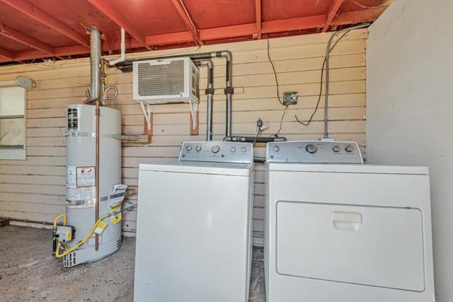 533 Flagg Avenue, San Jose CA: https://media.crmls.org/mediaz/4f137cb3-5081-4233-8f07-76a8bb4d2c9e.jpg