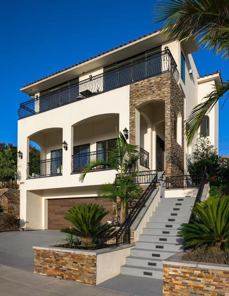 1092 Evergreen Street - photo 2