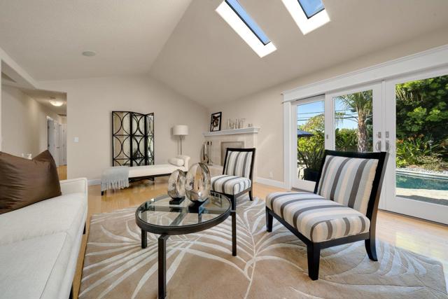 1155 Via Jose, San Jose CA: https://media.crmls.org/mediaz/4f14026e-b96a-4b66-a55f-9dd1b6ef559c.jpg