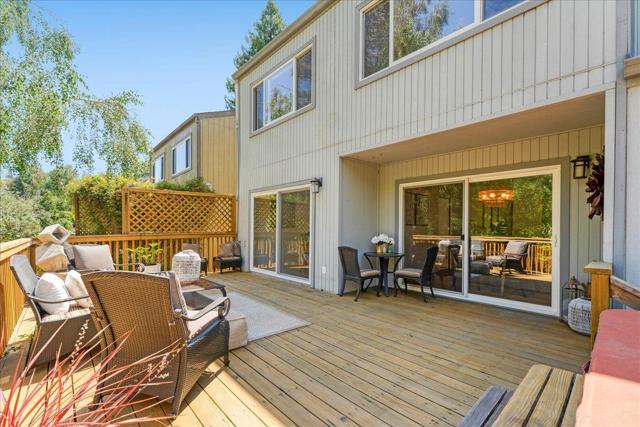 334 Lee Street, Santa Cruz CA: https://media.crmls.org/mediaz/4f14388d-5d70-42c3-aa07-90566ecd37be.jpg