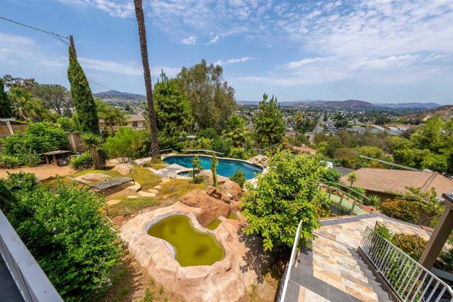 1135 OLD CHASE AVENUE, El Cajon CA: https://media.crmls.org/mediaz/4f143e1e-a813-42c2-85fe-6817fa0b9fb3.jpg