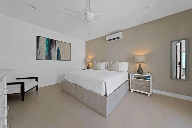 78190 Calle Cadiz, La Quinta CA: https://media.crmls.org/mediaz/4f147cab-973a-4ce1-8119-0f3c59cd48b8.jpg
