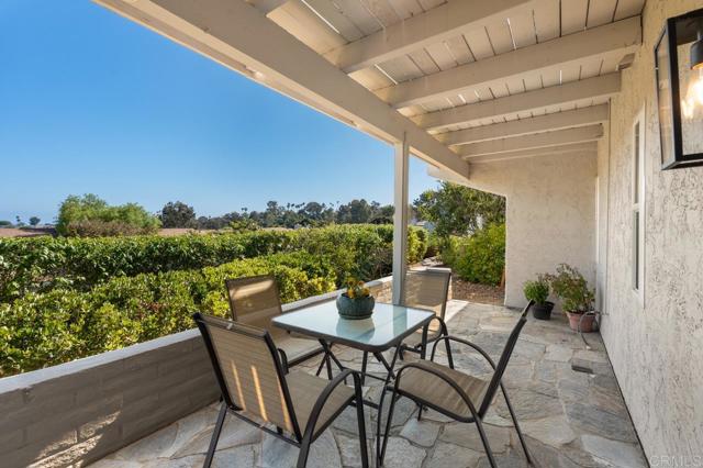 2163 Caminito San Martin, La Jolla CA: https://media.crmls.org/mediaz/4f155b17-220d-4f9f-badc-eb5e781dfe37.jpg