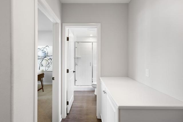 16206 Veridian Cir, San Diego CA: https://media.crmls.org/mediaz/4f1592af-338d-49a3-a310-0e12caa5e434.jpg