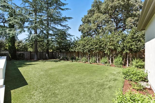 1355 Arbor Avenue, Los Altos CA: https://media.crmls.org/mediaz/4f15efc3-aaa3-4e27-a1d7-af6e8fed1330.jpg