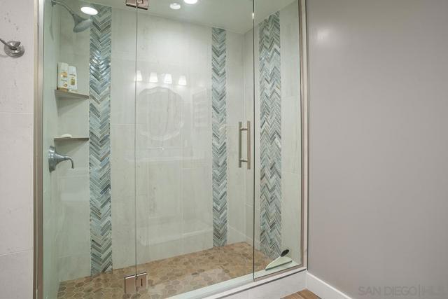 Image 33 of 57 For 700 E Street  2901