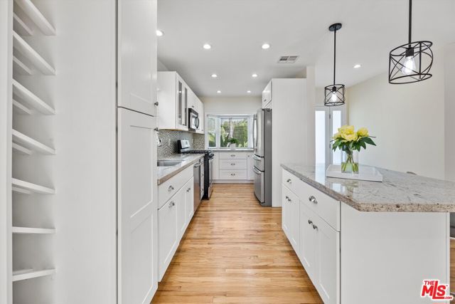 2376 Dewey Street, Santa Monica CA: https://media.crmls.org/mediaz/4f1781a8-c610-4fdf-8b42-c2c4c1d08628.jpg