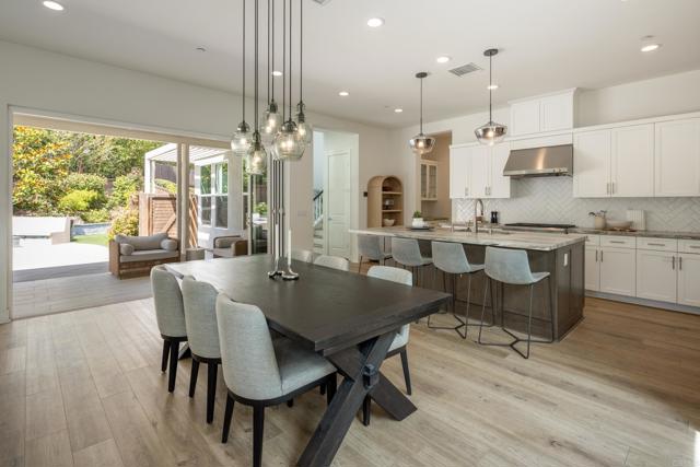 744 Adelaide Circle, Encinitas CA: https://media.crmls.org/mediaz/4f17afd0-8280-4e47-8b35-6991f77519e9.jpg