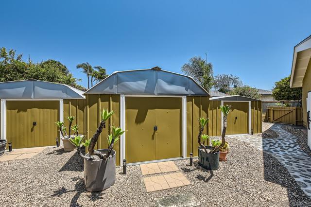 9373 GOYETTE PLACE, Santee CA: https://media.crmls.org/mediaz/4f186504-c0bf-42ac-9fd7-76531e99db2d.jpg