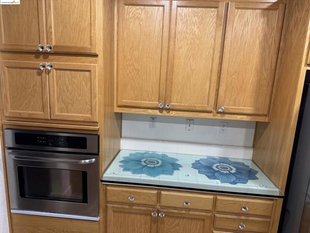 Image 40 of 52 For 6237 Ravenna Way