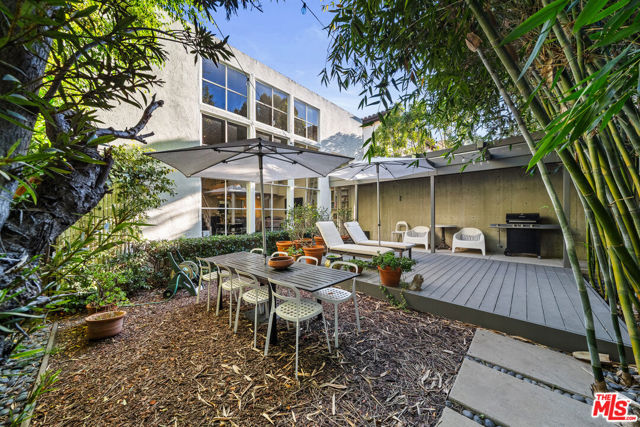 12315 Gorham Avenue, Los Angeles CA: https://media.crmls.org/mediaz/4f195db8-9ec3-403b-9761-9c750c2ce344.jpg