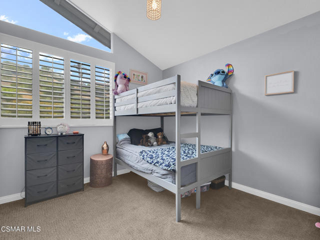 2026 Bridgegate Court, Westlake Village CA: https://media.crmls.org/mediaz/4f196677-36ba-4324-9f64-fc1809a72a69.jpg
