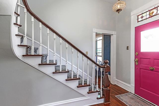 543 Spruce Avenue, Pacific Grove CA: https://media.crmls.org/mediaz/4f1a0150-f7b5-4b9a-ac27-f0f86cd4ed97.jpg