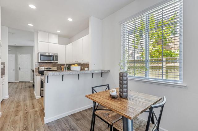 55 Carnegie Square, San Jose CA: https://media.crmls.org/mediaz/4f1a973b-f653-412c-bc4f-dc773ab42b69.jpg