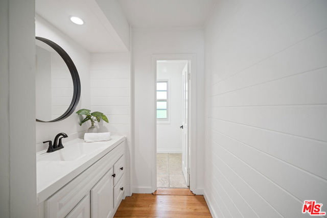 7145 Trask Avenue, Playa del Rey CA: https://media.crmls.org/mediaz/4f1b5b6a-72a7-457a-8a12-fc30bb6dfb03.jpg
