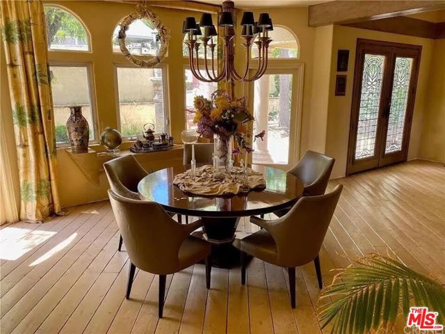 17941 KAREN Drive photo 2