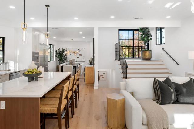 1476 Drake Avenue, Burlingame CA: https://media.crmls.org/mediaz/4f1c83ec-fb94-4cd6-8050-a40172124309.jpg