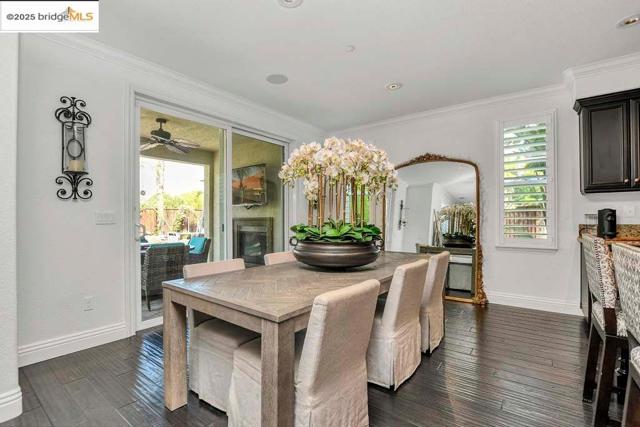 8065 Westport Circle, Discovery Bay CA: https://media.crmls.org/mediaz/4f1cd504-28a3-4e9c-a6df-09c476fa2686.jpg