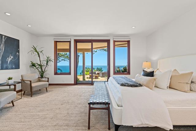 354 Ocean View Ave, Del Mar CA: https://media.crmls.org/mediaz/4f1d743d-c6ca-4ad0-b87c-e23b1c827750.jpg