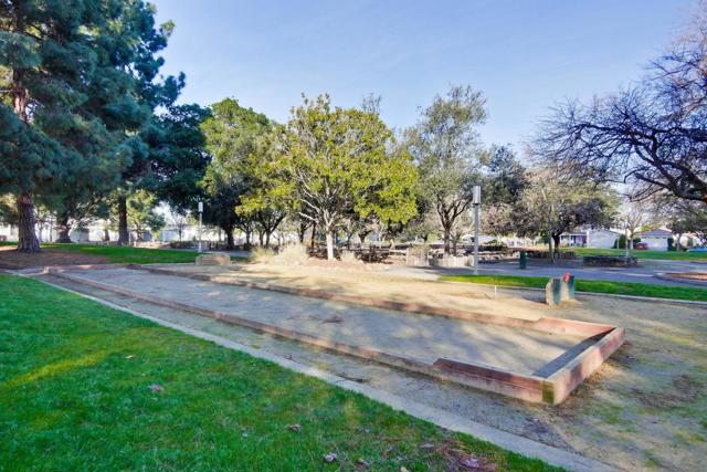 945 Lantana Drive, Sunnyvale CA: https://media.crmls.org/mediaz/4f1db9c4-f1e5-42c8-8614-64d2bccf93b4.jpg