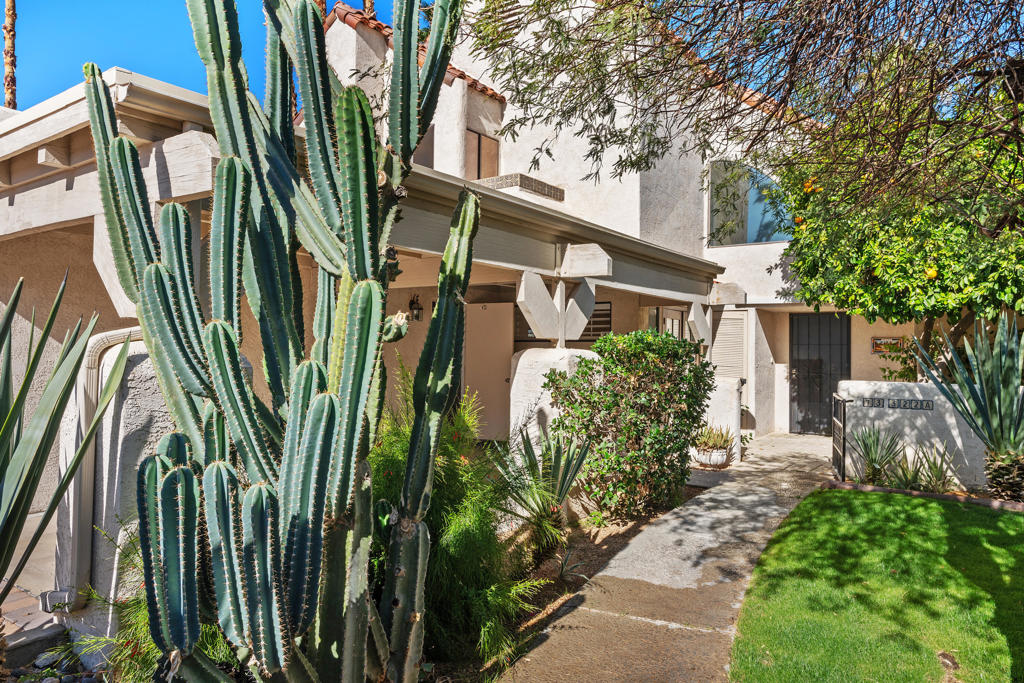 73322 Shadow Mountain Drive
