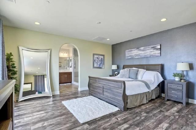 Detail Gallery Image 9 of 29 For 218 Newport Pier Way, Oceanside,  CA 92054 - 4 Beds | 4 Baths