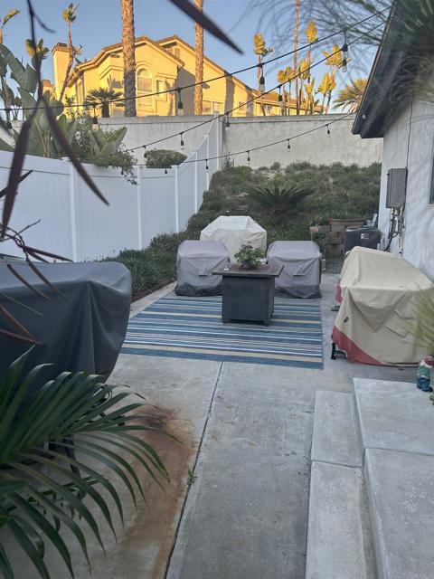 Detail Gallery Image 2 of 7 For 1451 Woodglen Ter, Bonita,  CA 91902 - 1 Beds | 1/1 Baths