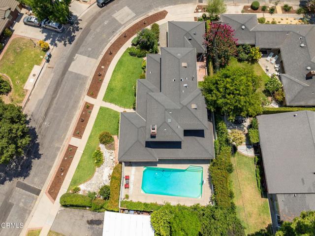 1915 Canyon Close Road, Pasadena CA: https://media.crmls.org/mediaz/4f2145e6-8e92-47fa-ab4f-0c161ad30e69.jpg