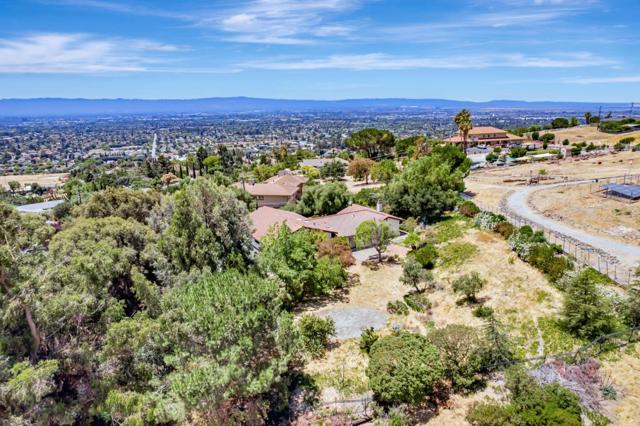 15231 Skyview Drive, San Jose CA: https://media.crmls.org/mediaz/4f21aa8b-db87-4fe2-af1d-fa24340e71bf.jpg