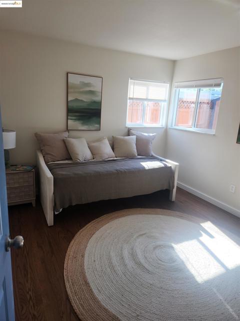 15373 Inverness St, San Leandro CA: https://media.crmls.org/mediaz/4f2212cb-30db-4b38-b5b7-89eb0f7799d9.jpg