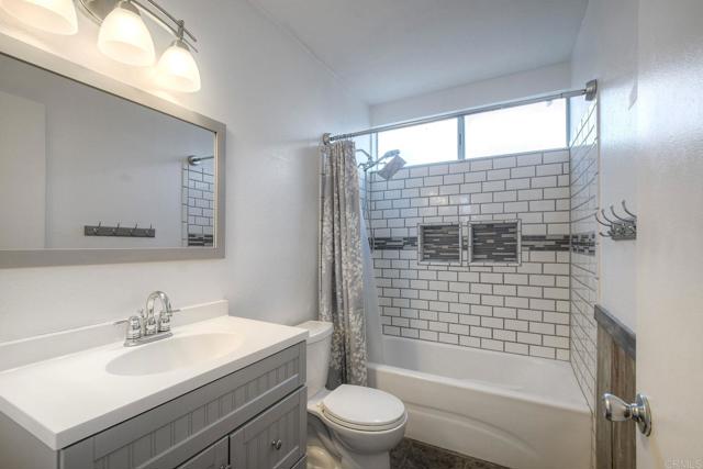 Detail Gallery Image 30 of 44 For 338 Rancho Vista Pl, Vista,  CA 92083 - 4 Beds | 2 Baths