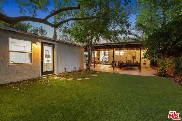 11516 Albers Street photo 3