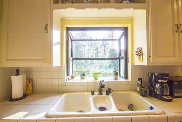 Image 19 of 74 For 28831 Spruce Road
