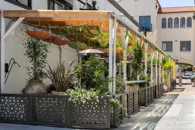 315 Homer Avenue, Palo Alto CA: https://media.crmls.org/mediaz/4f25c897-0dac-4b9b-a261-ed8caa8da7cc.jpg