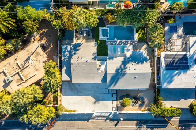 1125 E Sunny Dunes Road, Palm Springs CA: https://media.crmls.org/mediaz/4f26cf4b-3ce1-4cfe-adf2-05c9a9ff0aa8.jpg