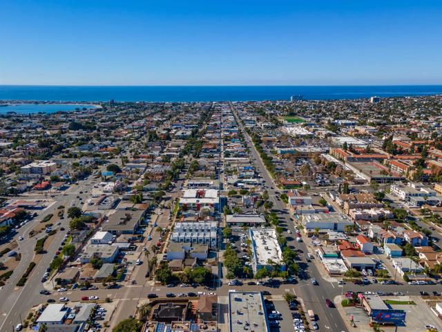 1952 Hornblend St, San Diego, California 92109, 2 Bedrooms Bedrooms, ,2 BathroomsBathrooms,Townhouse,For Sale,Hornblend St,240019025SD