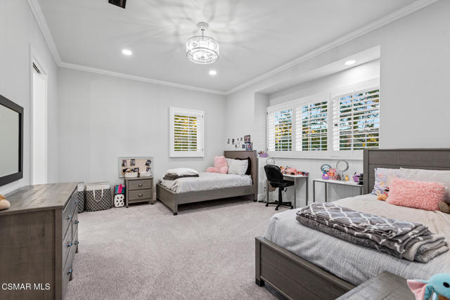 28845 Countryside Drive, Agoura Hills CA: https://media.crmls.org/mediaz/4f272c73-ea52-4ebe-af99-a2a18de4a563.jpg