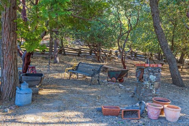 3306 Oak Grove, Julian CA: https://media.crmls.org/mediaz/4f29014b-a991-4d1e-8119-a8efecbe15a6.jpg