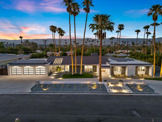 46380 Desert Lily Drive, Palm Desert CA: https://media.crmls.org/mediaz/4f29c2f3-6ed8-422e-98e8-94ec2f7e9889.jpg