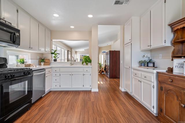 Detail Gallery Image 16 of 46 For 509 Avenida Verde, San Marcos,  CA 92069 - 3 Beds | 2 Baths