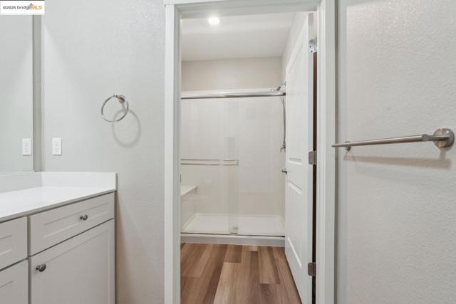 2242 Park PL, Rio Vista CA: https://media.crmls.org/mediaz/4f2b36f3-ac96-40b5-b969-6621f607b3cf.jpg