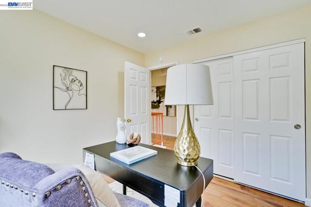 Image 43 of 58 For 4691 Rousillon Ave