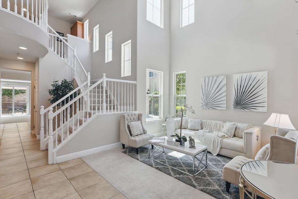 626 La Canada Avenue