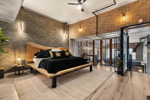 350 11Th Avenue, San Diego CA: https://media.crmls.org/mediaz/4f2cb8a5-b6c7-4f9f-8f8b-846ffc25ea63.jpg