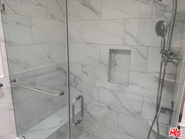4561 Alla Road, Marina del Rey CA: https://media.crmls.org/mediaz/4f2da73a-551c-4abe-8890-11f55c5b0cdb.jpg