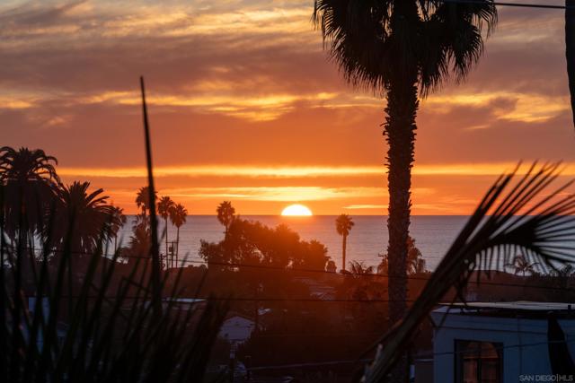 4563 Point Loma Ave, San Diego CA: https://media.crmls.org/mediaz/4f2df0ba-77bf-4c13-a14b-b0078a3ae294.jpg